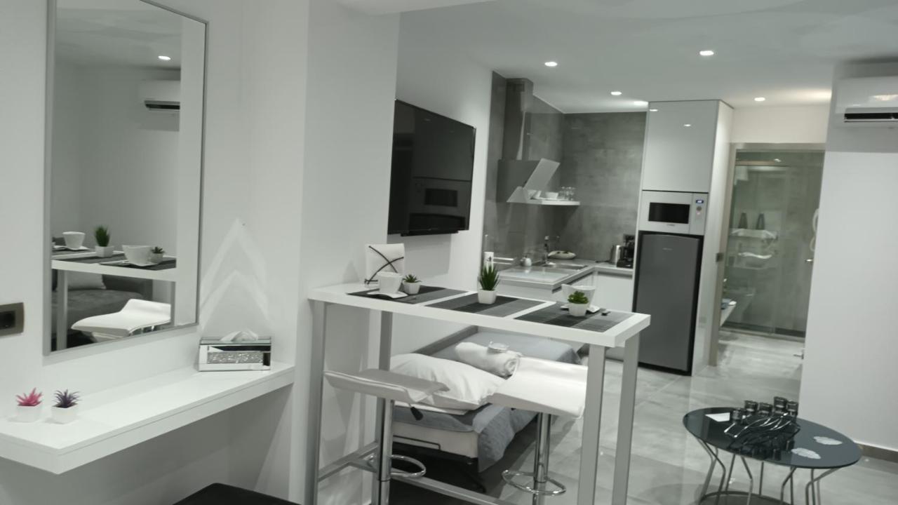 Km Luxury Apart Downtown Iraklio Eksteriør bilde
